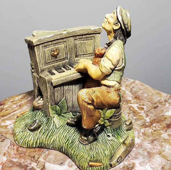 Vintage Naturecraft figurine "Grand Finale" Rustic Musician - Brown and Green - Picture 3 of 10